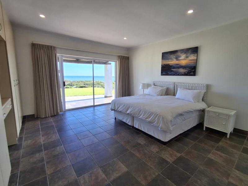 6 Bedroom Property for Sale in Duyker Eiland Western Cape